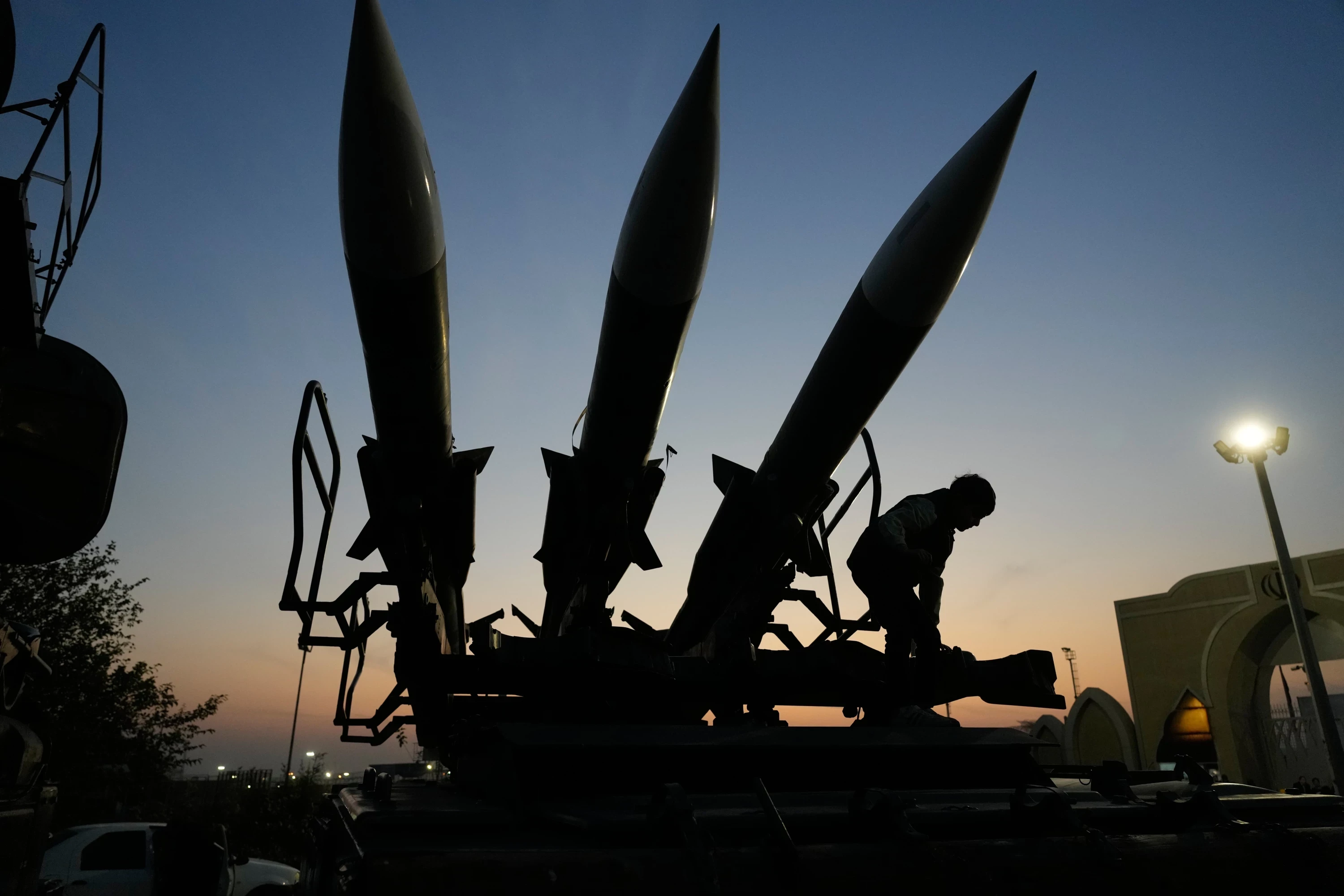 Image of US failed to identify ‘a single missile city’ after relocation: Iran defense ministry