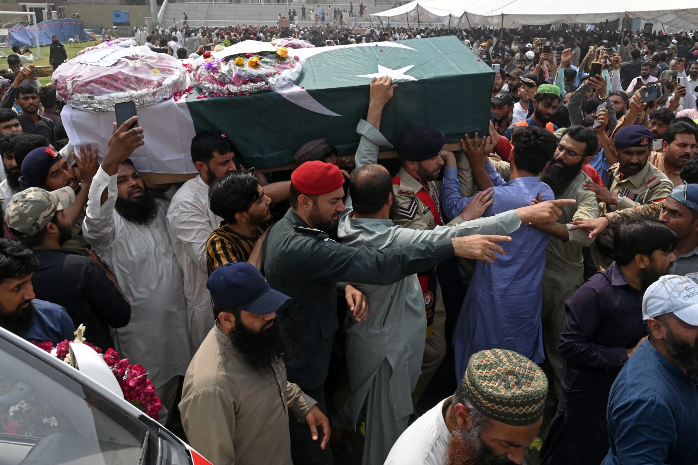 Image of Iraq, regional countries call for peaceful solution to India-Pakistan clashes