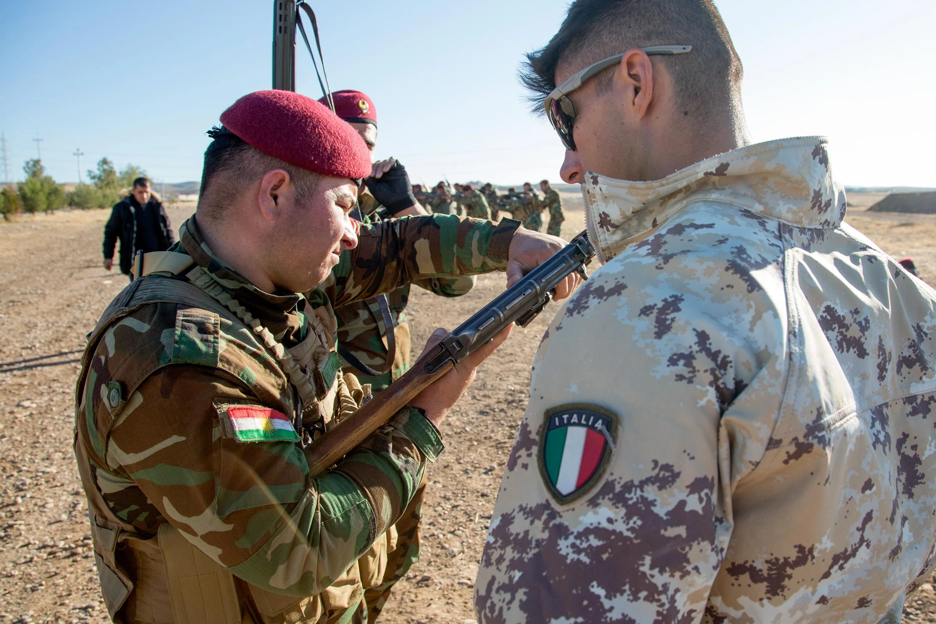 Image of Italian army completes withdrawal from Iraq
