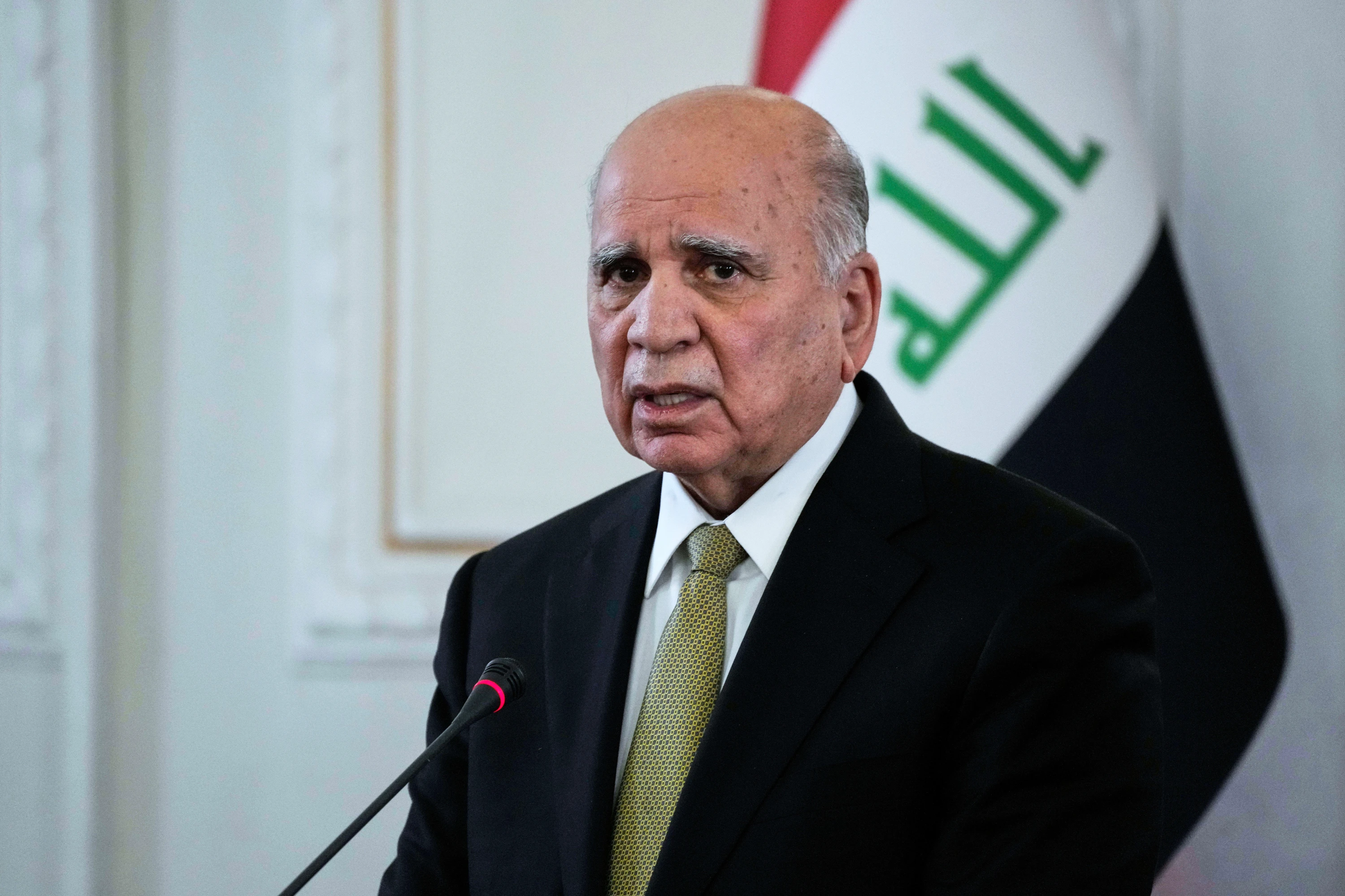 Financial ‘catastrophe’ awaits Iraq if Iran war continues: FM Iraq's oil exports went down from around 100 million barrels in February to under 10 million in April due to the US-Israel war on Iran.