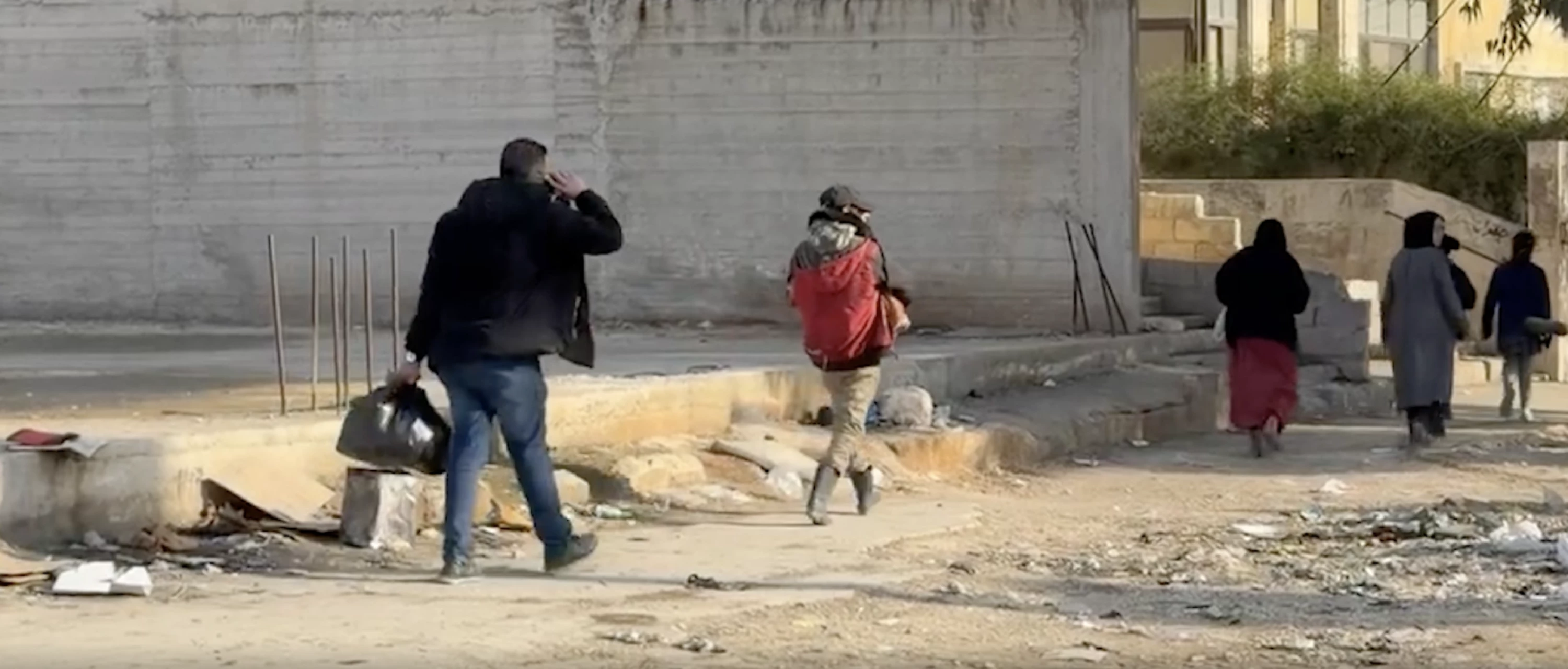 Five dead in new Aleppo clashes between Kurdish-led, Damascus-affiliated fighters Image