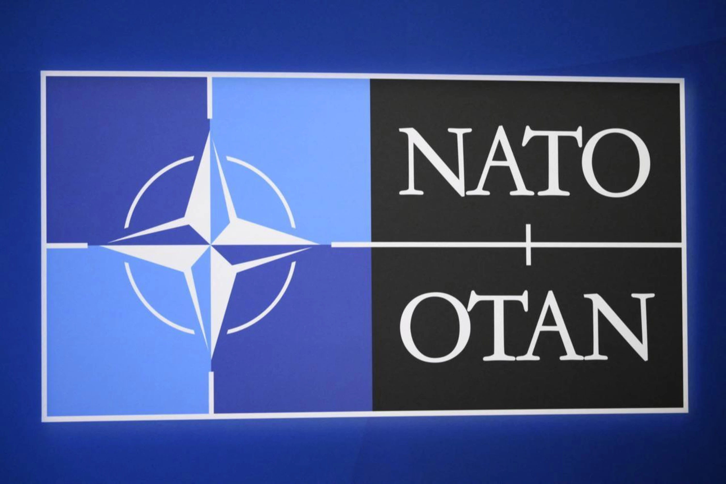 Image of NATO mission withdraws from Iraq