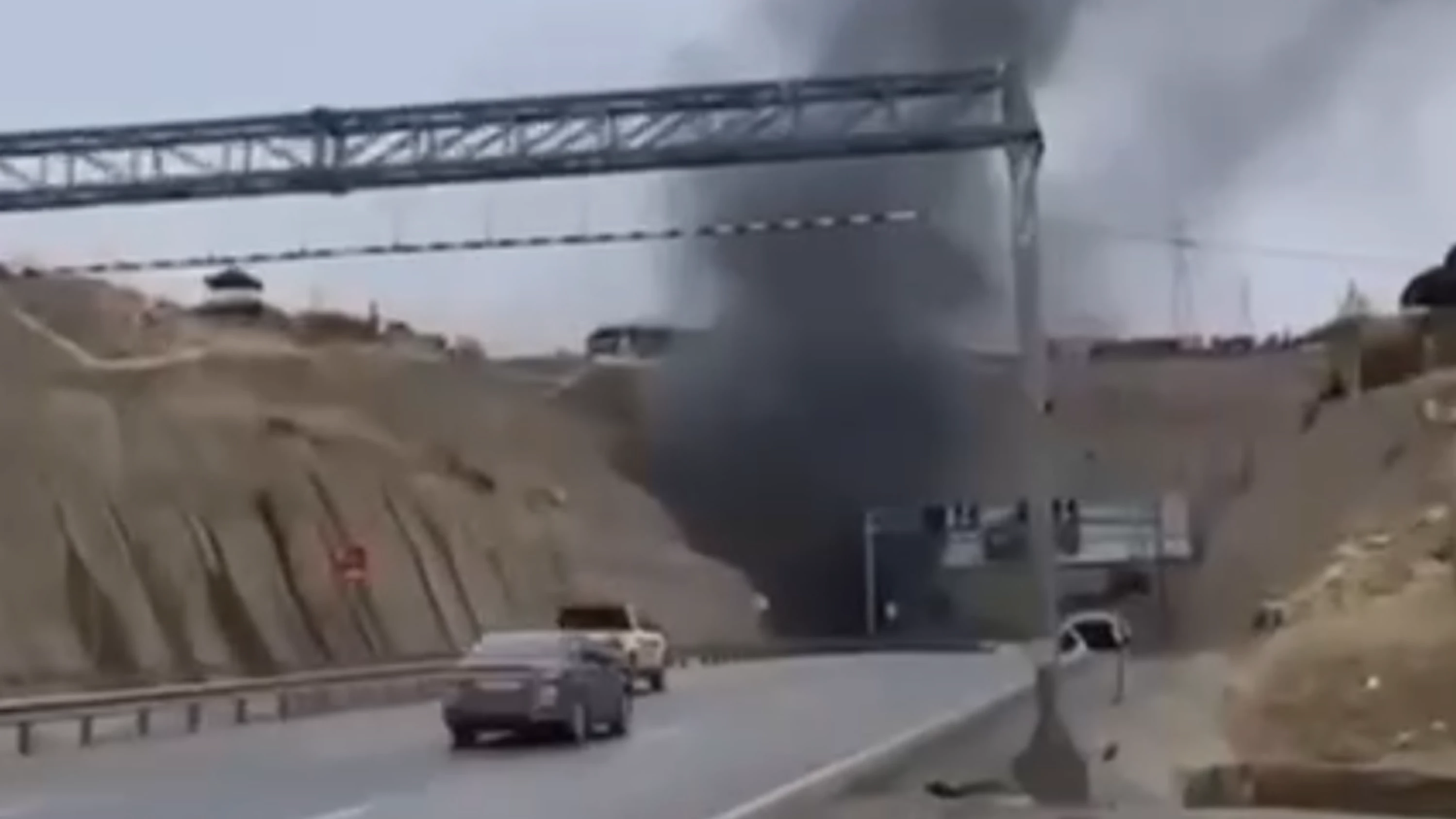 One dead, one injured after car overturns in Erbil's Pirmam Tunnel Image