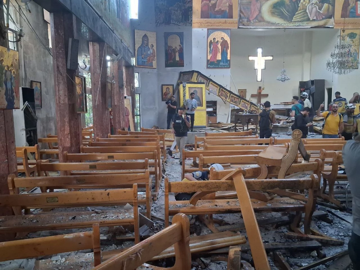 Image of Suicide bomber kills at least 20 in Damascus church 