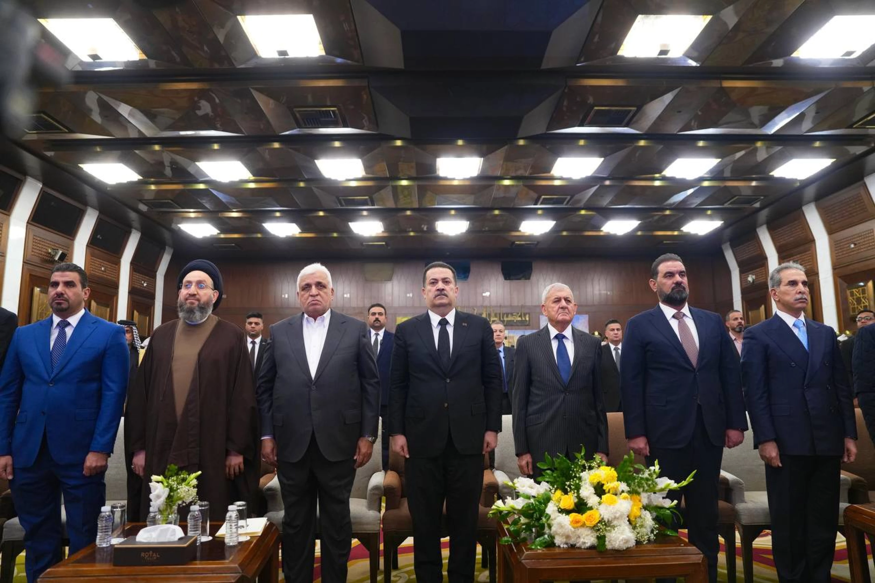Image of Iraqi top officials urge end to uncontrolled weapons 