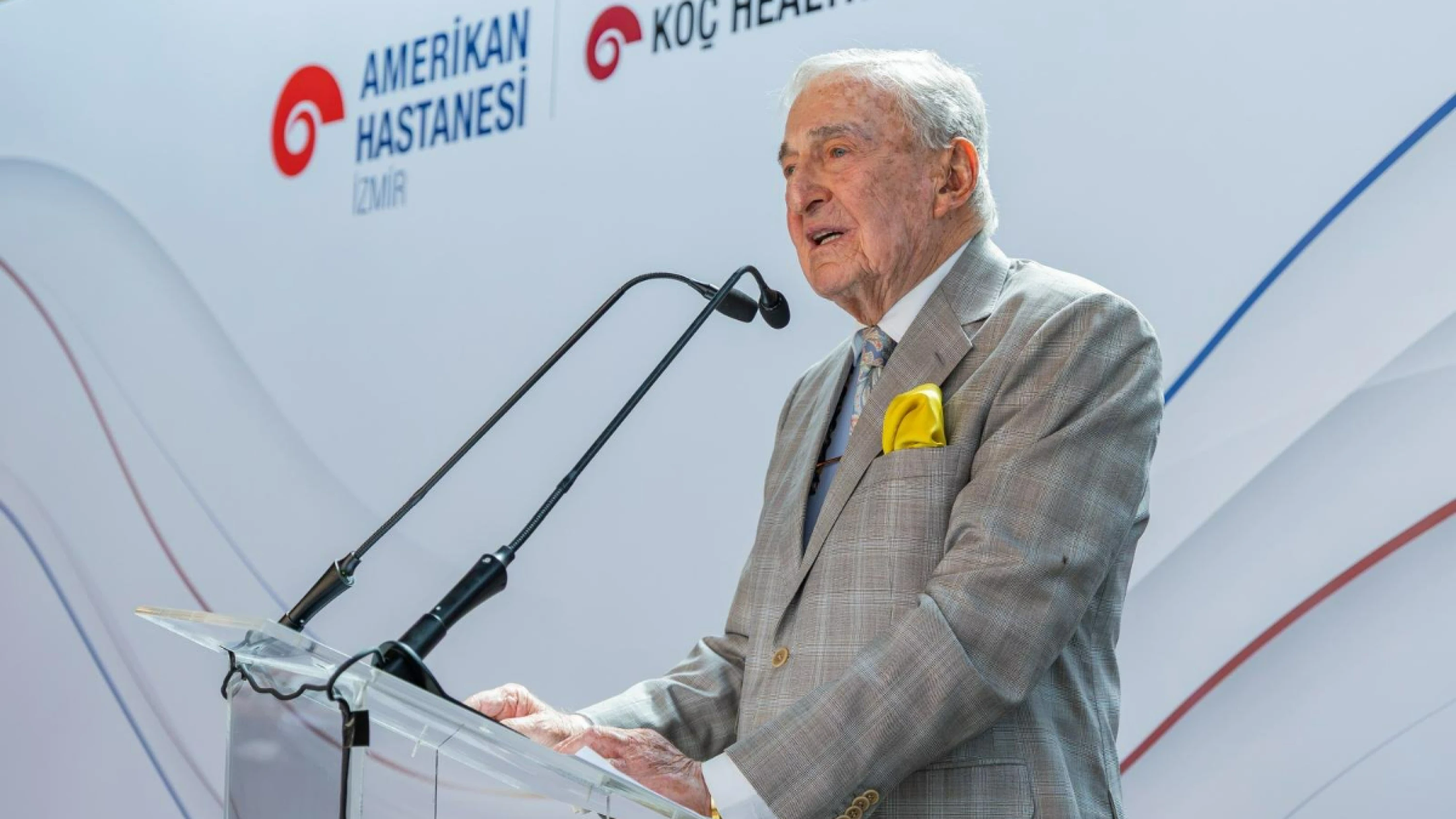 Image of Turkish billionaire’s joke about Kurdish woman sparks backlash