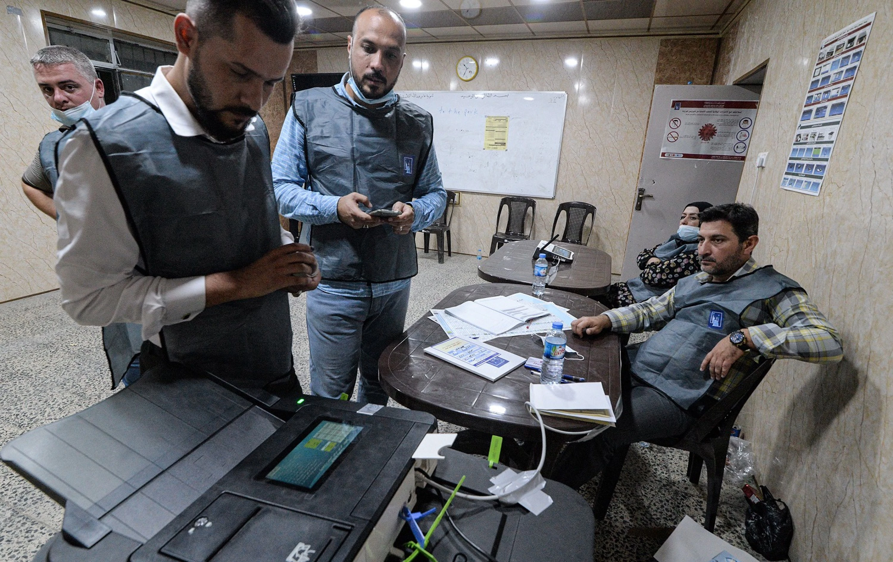 Image of Over 300 international observers to cover Iraqi elections: IHEC