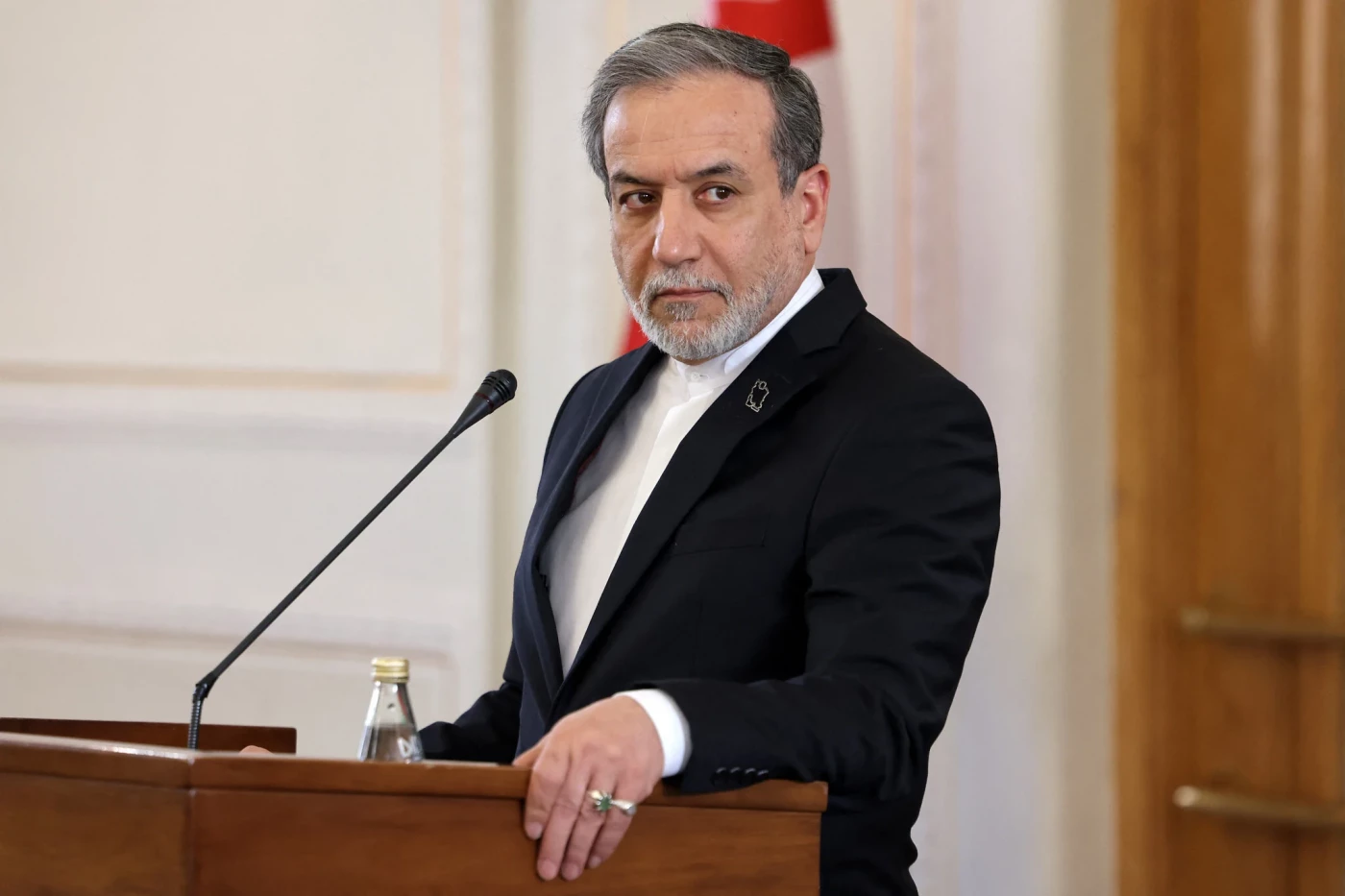 Image of Iranian FM says direct negotiations with US ‘meaningless’ 