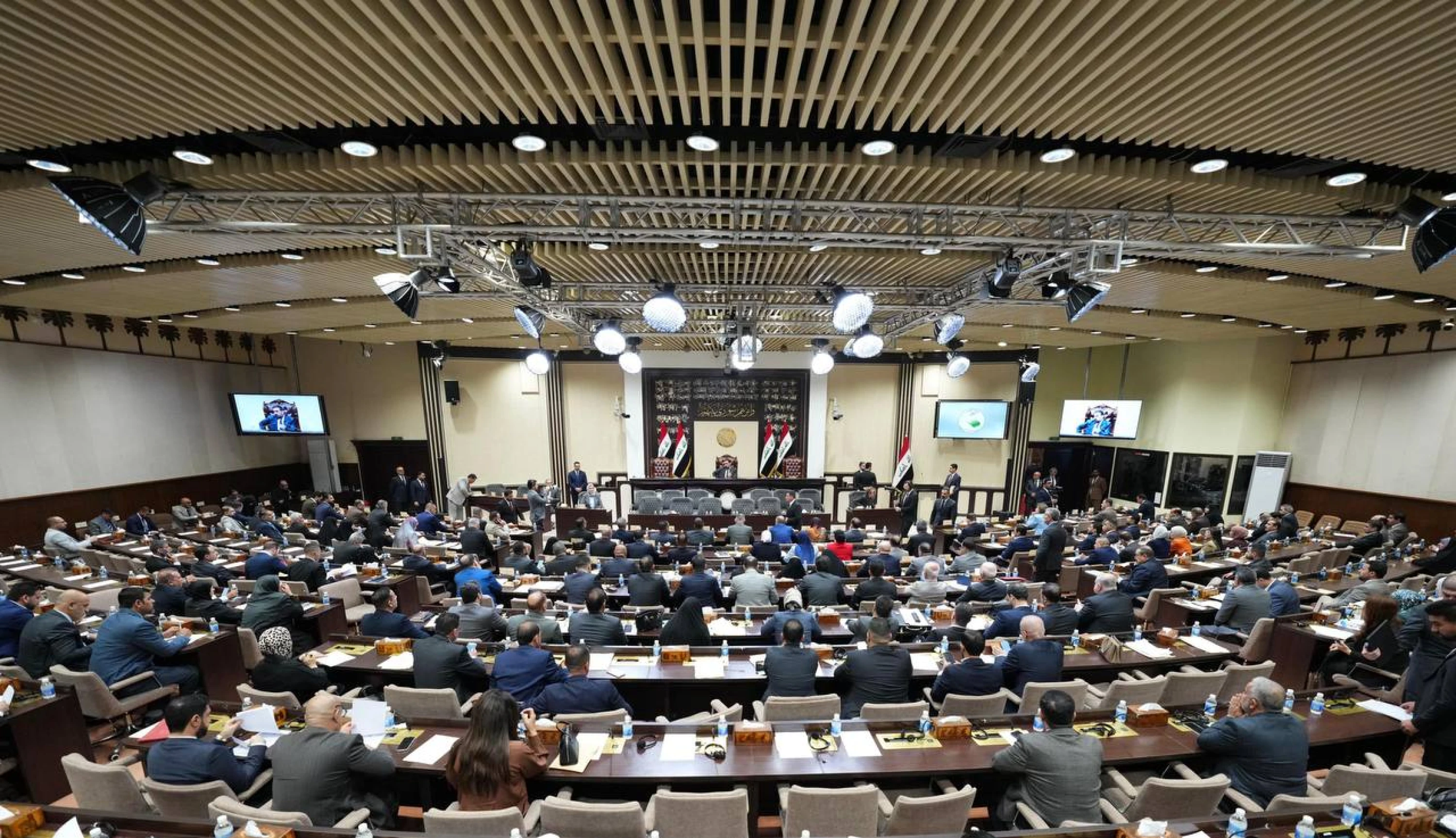 Image of Iraq to hold confidence vote session either Monday or Tuesday: Parliament official