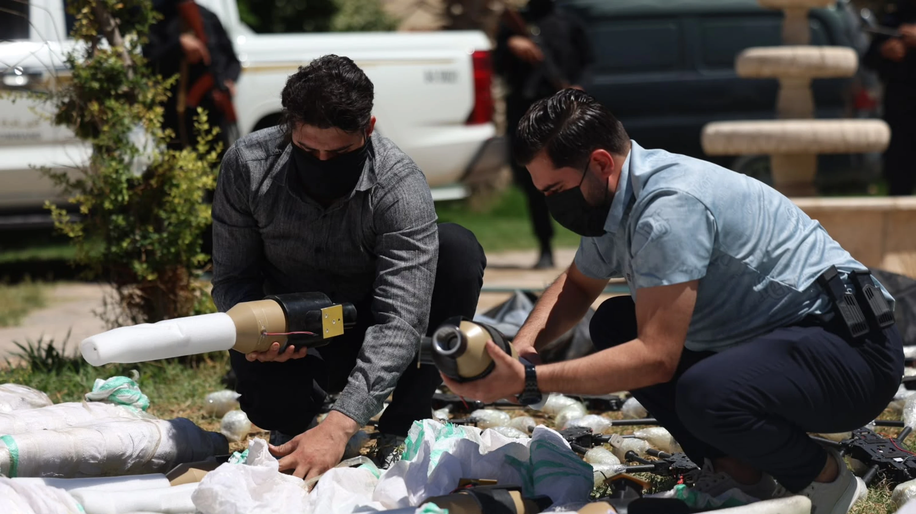 Image of Iraq PM orders probe into attempted weapons smuggling on Syrian border