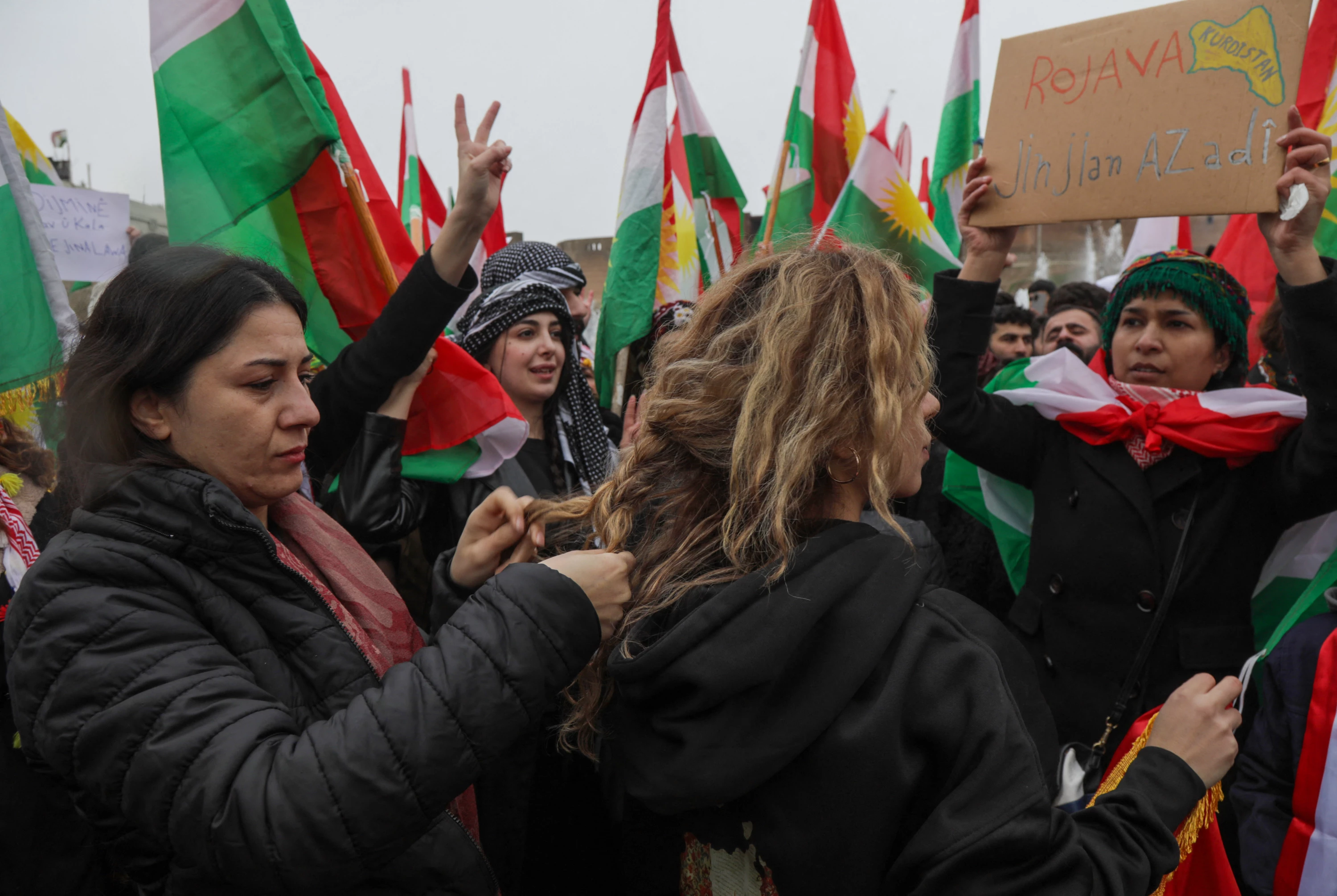 Image of Braids of resistance: Kurdish women show ‘strength, freedom’ in solidarity with Rojava
