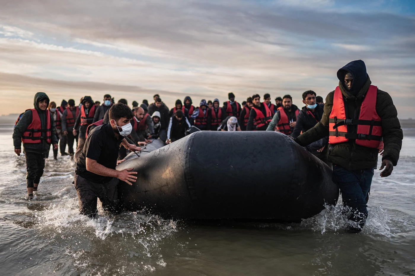 Image of UK designates 10 Iraqis accused of smuggling migrants in new sanctions regime