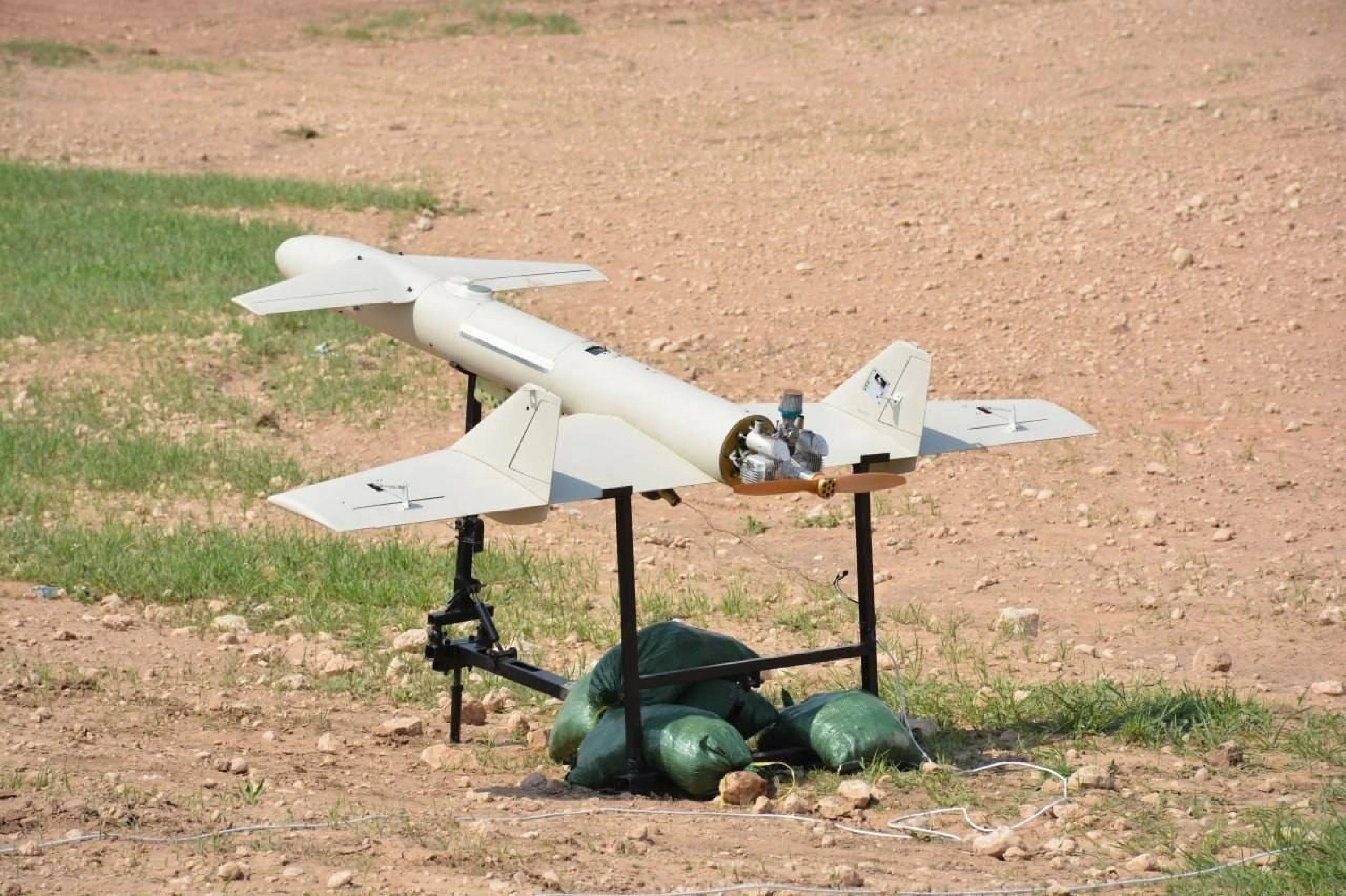 Image of Iraq extends anti-terror law to drone makers, operators