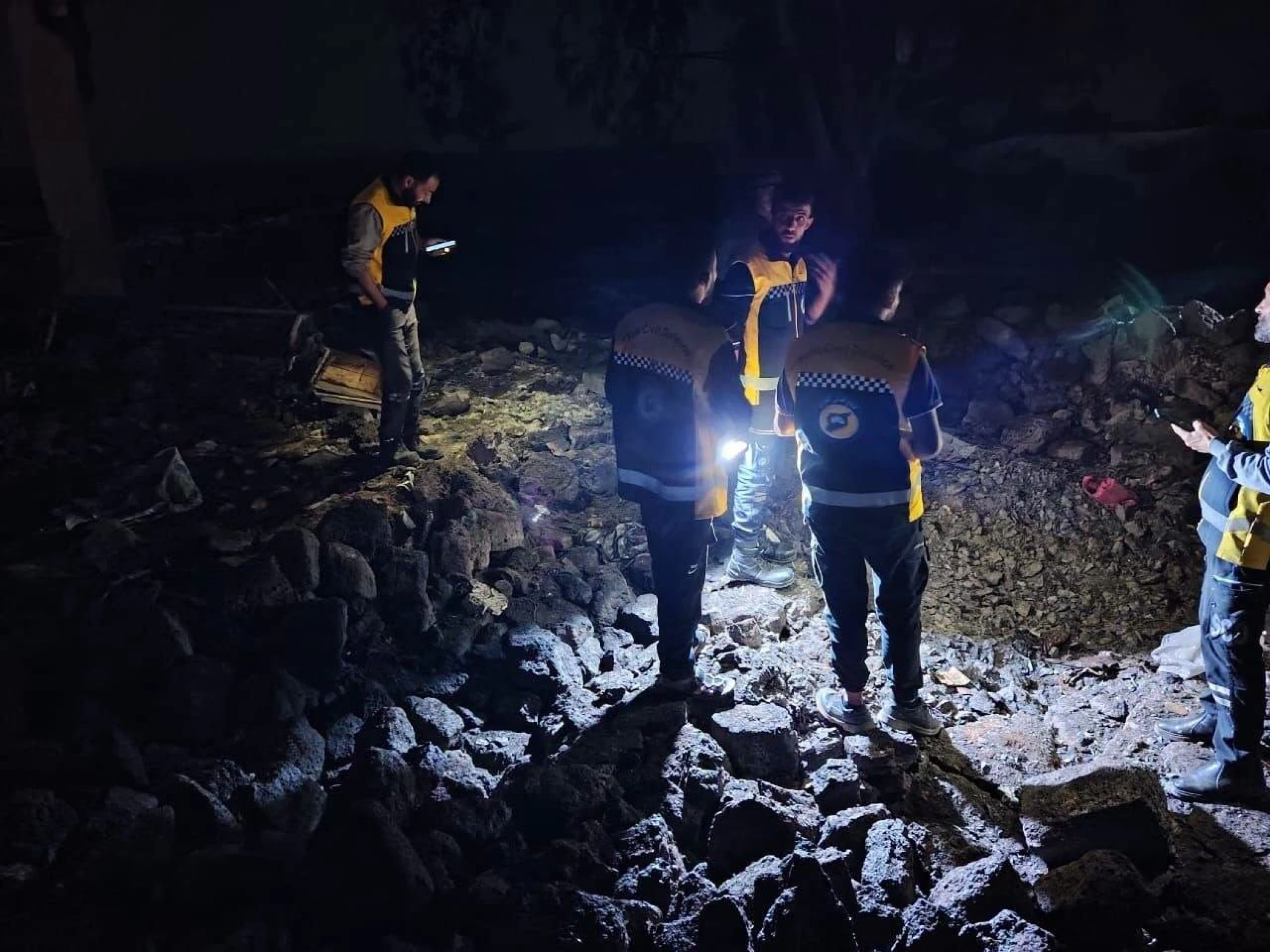 Image of Syria reports seven killed in Jordanian strikes, closes border