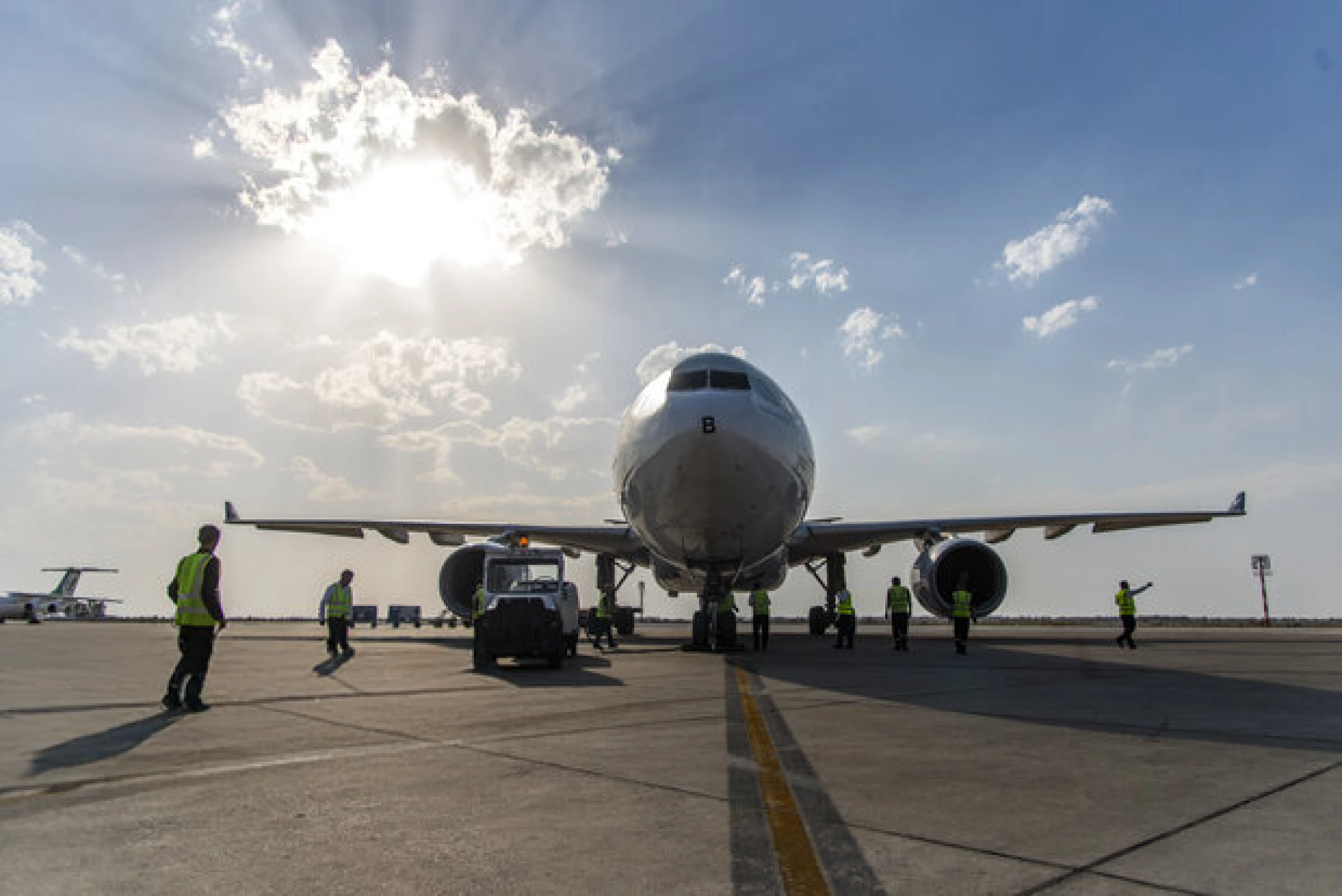 Image of First foreign flight lands in Iran after US sanctions exemption 