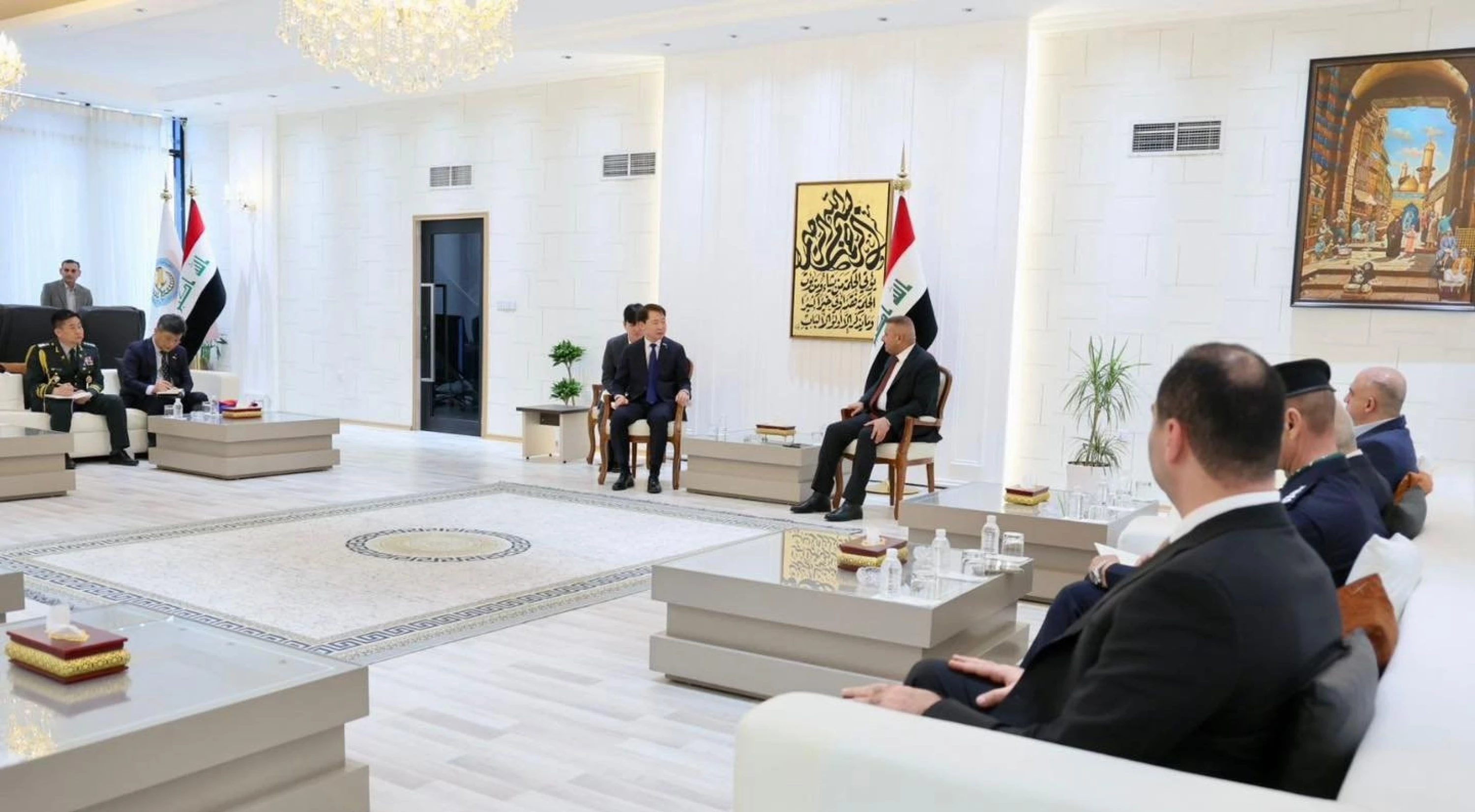 Image of Iraq discusses rescue helicopter acquisition with Korean firm