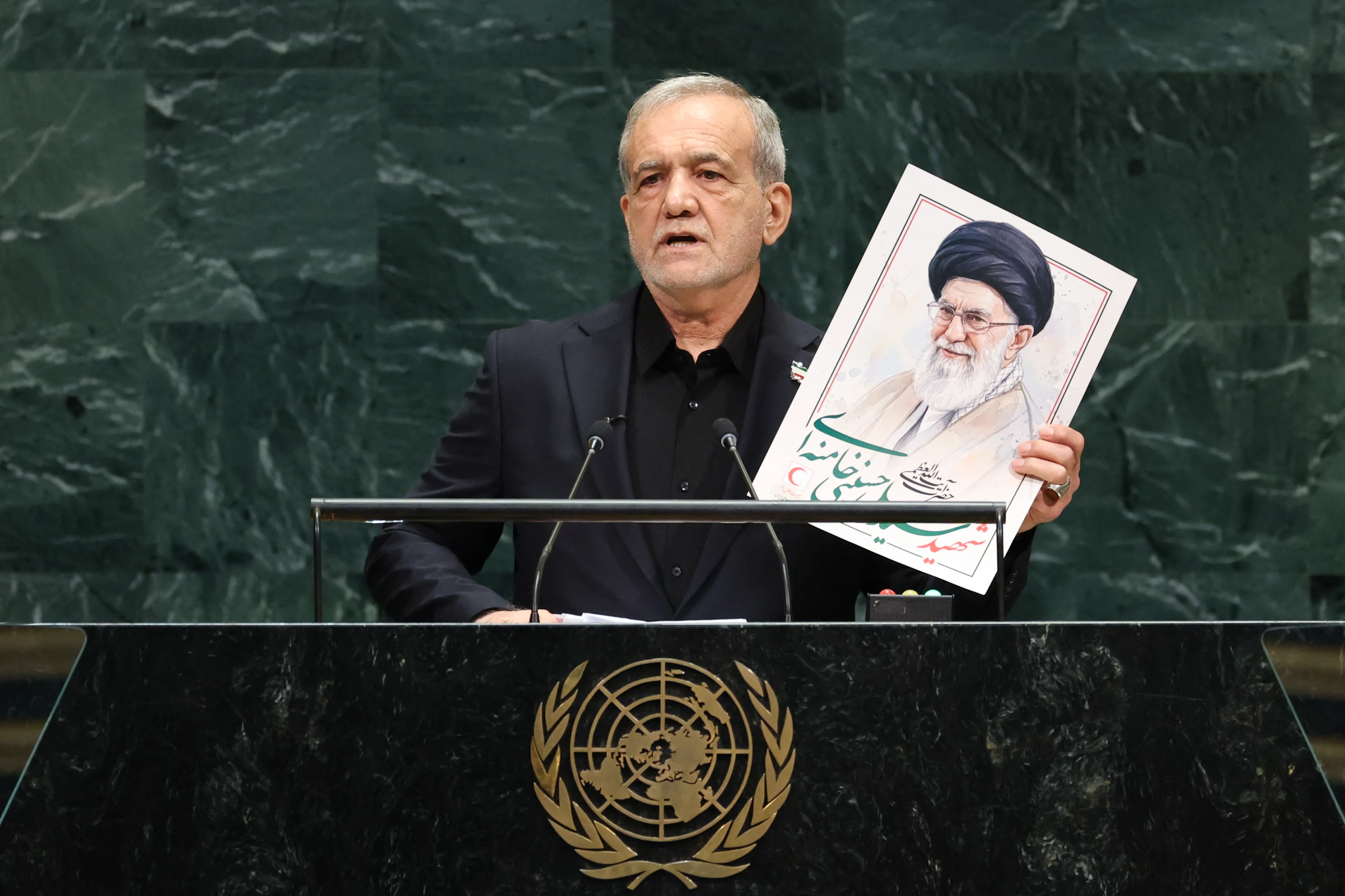 Image of Iran will never 'bend the knee’: Pezeshkian tells UN