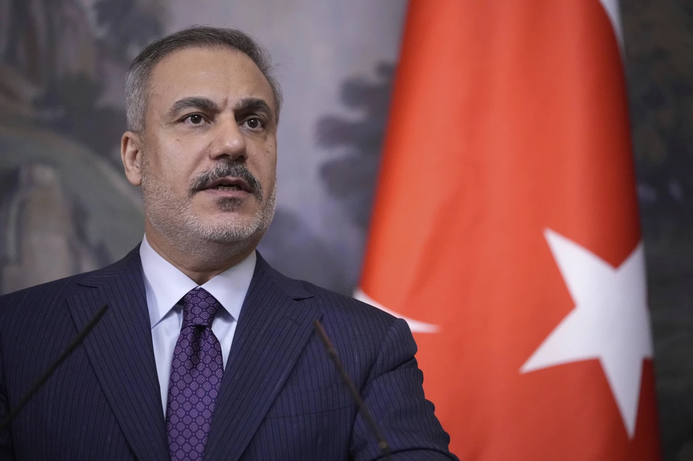 Image of Kurdish forces exploiting Israel-Syria tensions to hamper agreement with Damascus: Turkish FM