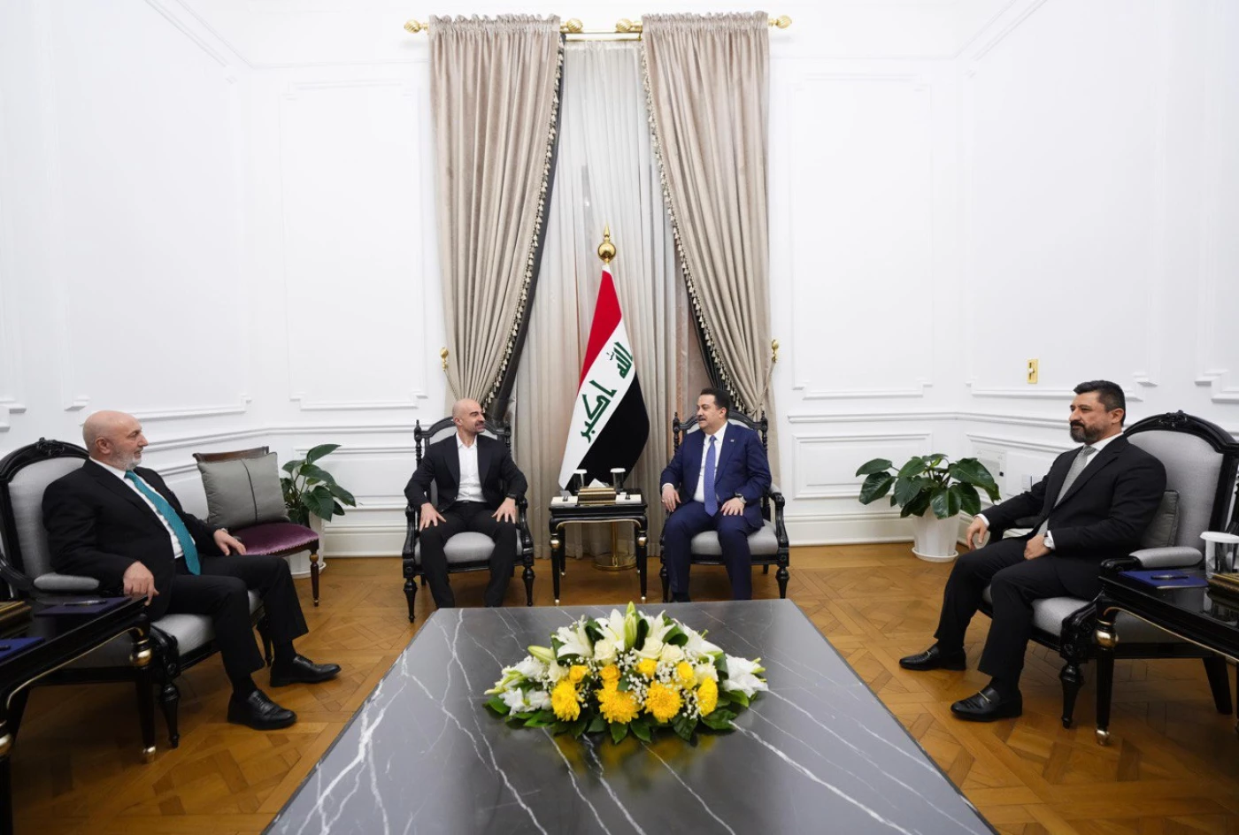 Kurdish delegation meets top officials in Baghdad over salary, oil issues Image