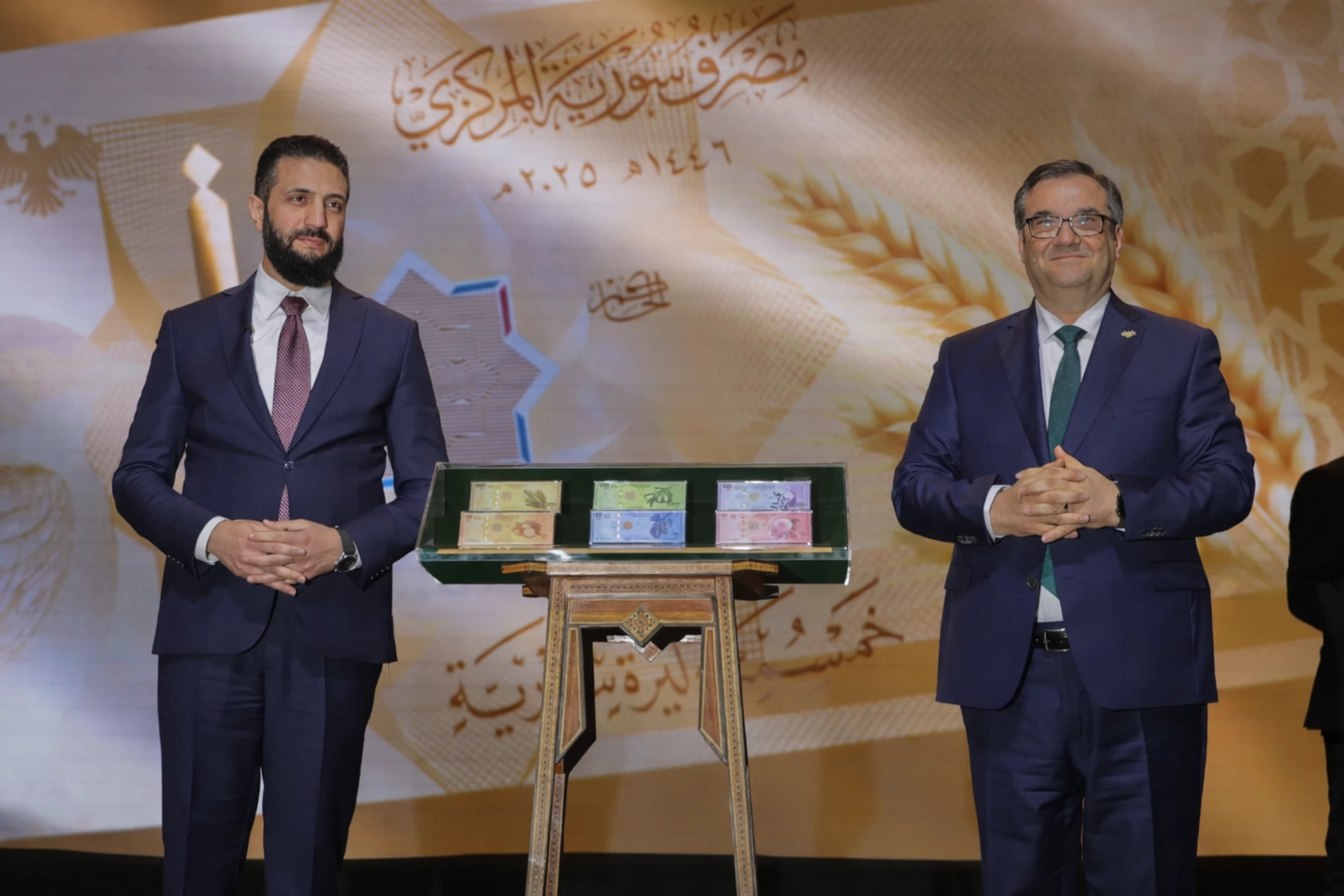 Image of Syria unveils new banknotes as part of post-Assad reforms