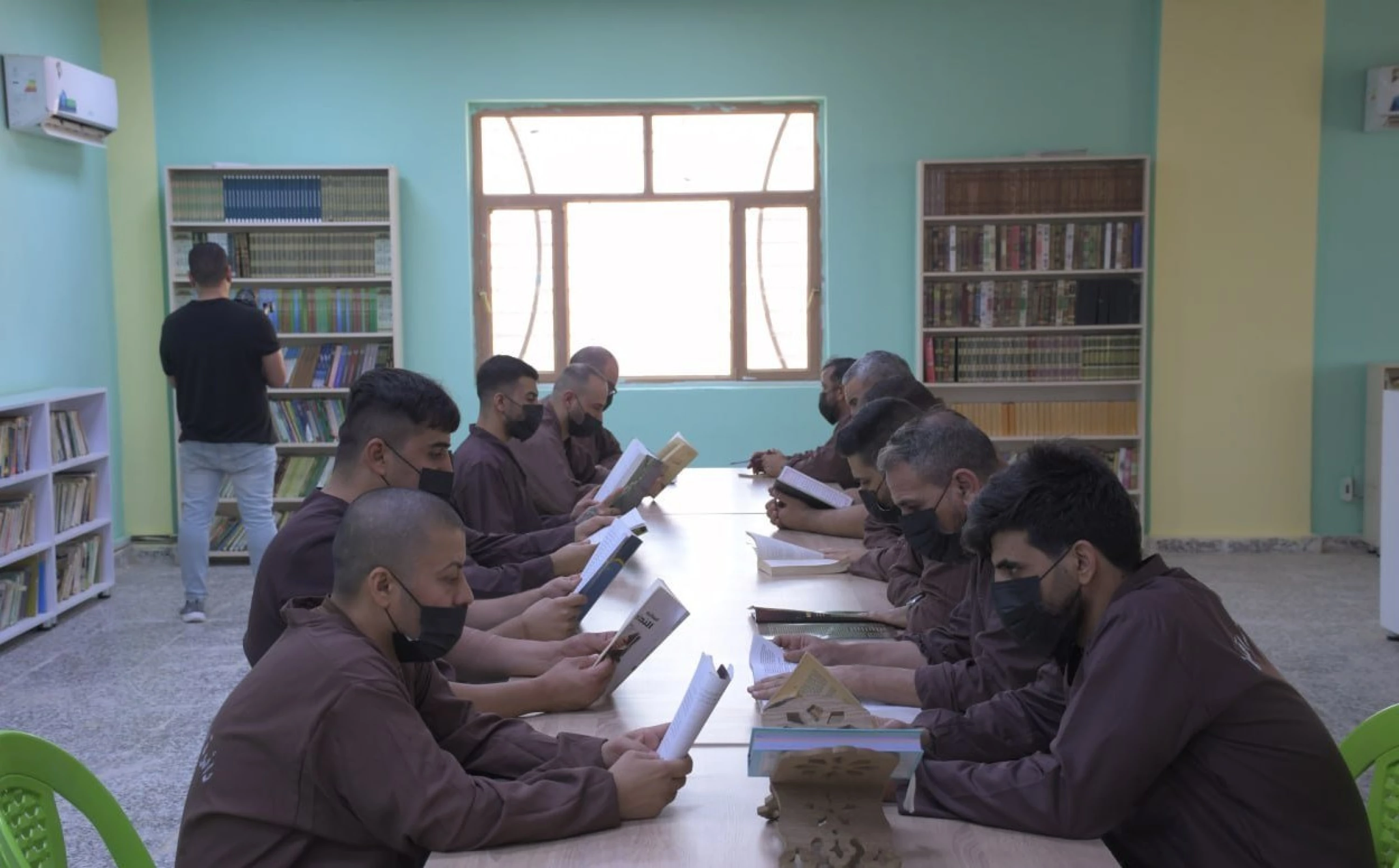 Image of Iraq to establish libraries in prisons for enhanced rehabilitation