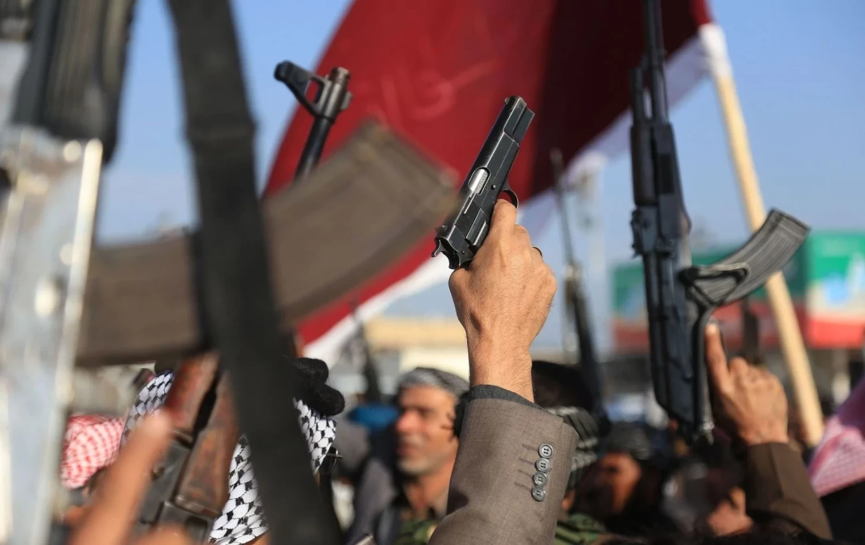 Image of Over 600 tribal sheikhs cooperated in Iraqi weapons registration initiative: Interior ministry