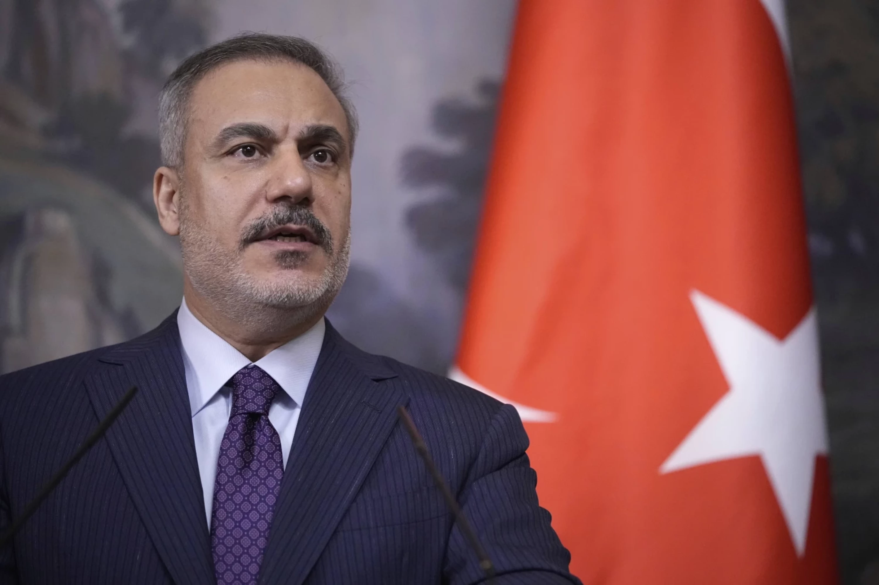 Image of Turkish FM to visit Baghdad Sunday: Source