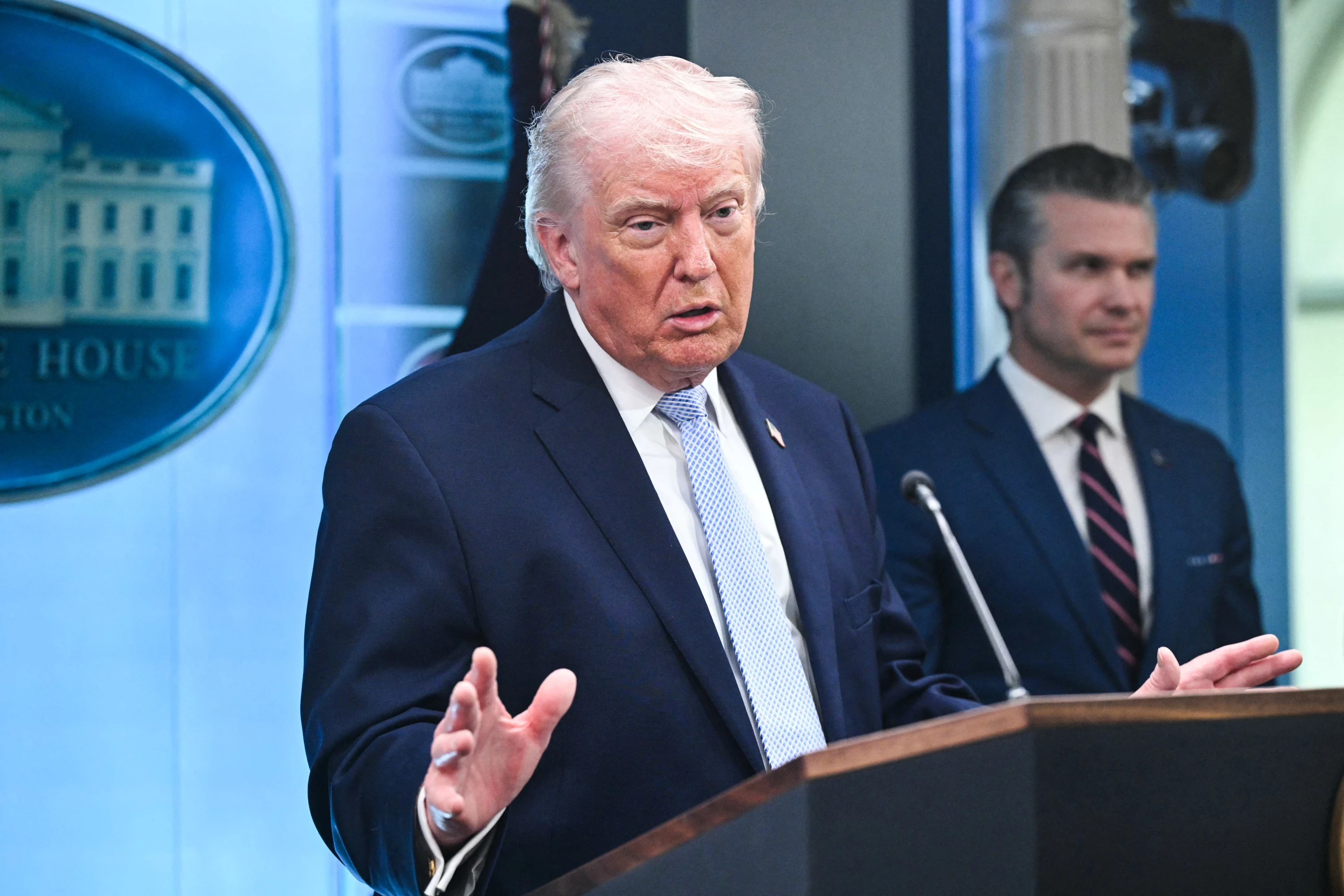 Image of Trump says Russia, China not helping Iran ‘at all’