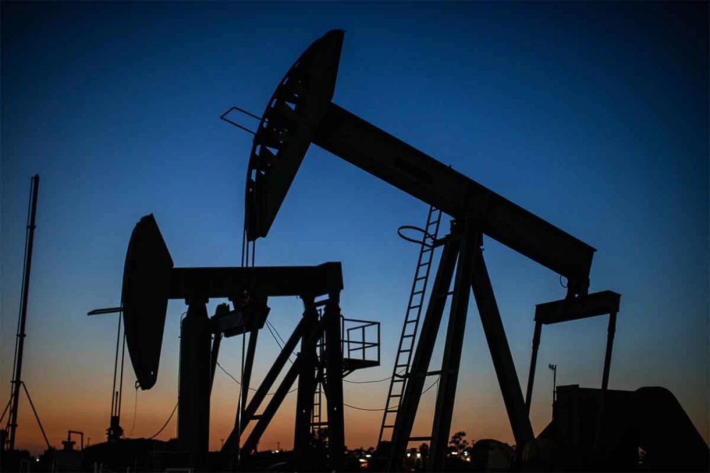 Image of Iraqi oil ministry urges Erbil to 'hand over oil,' alleges smuggling