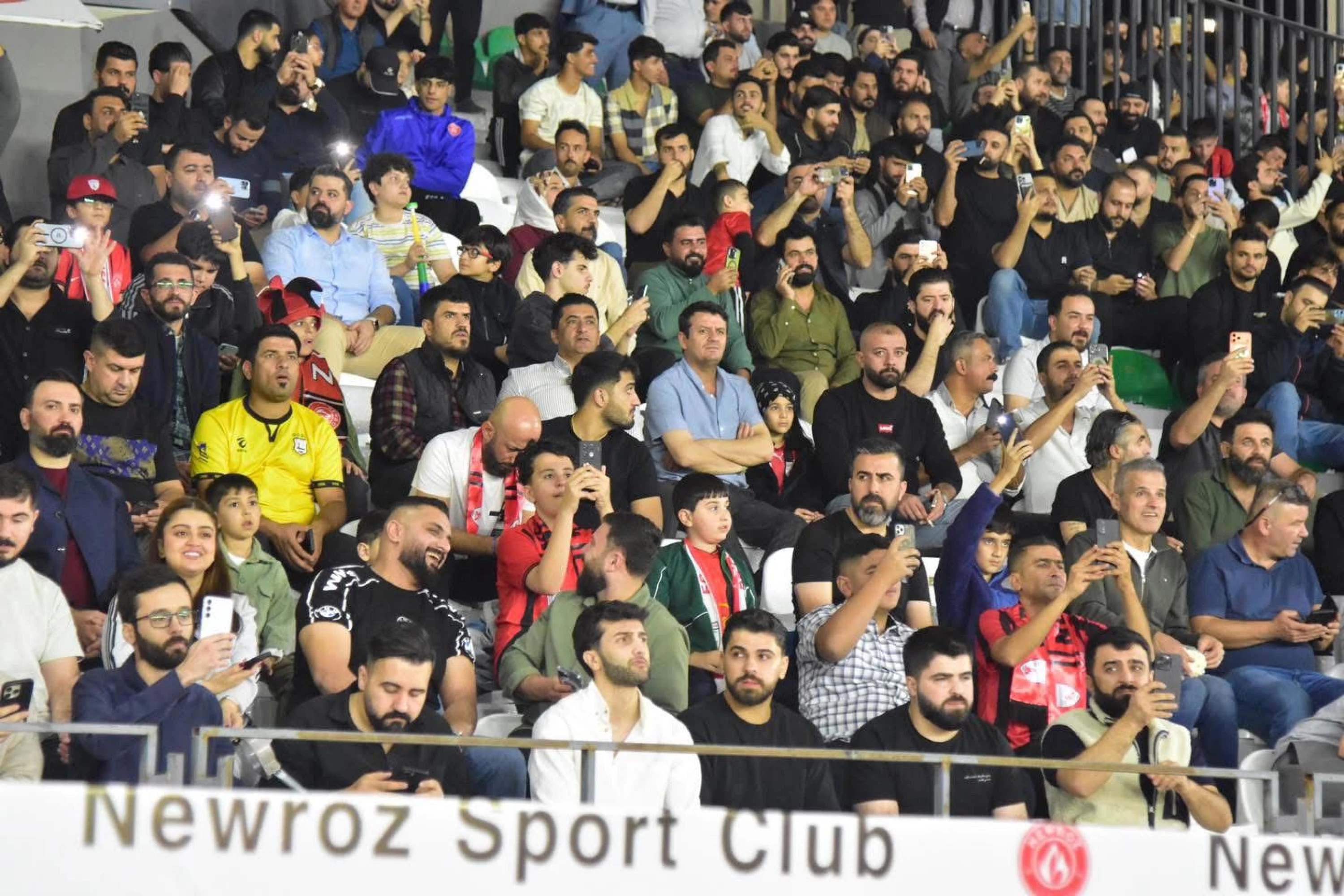 PM Barzani funds Sulaimani’s cash-strapped Newroz SC Image