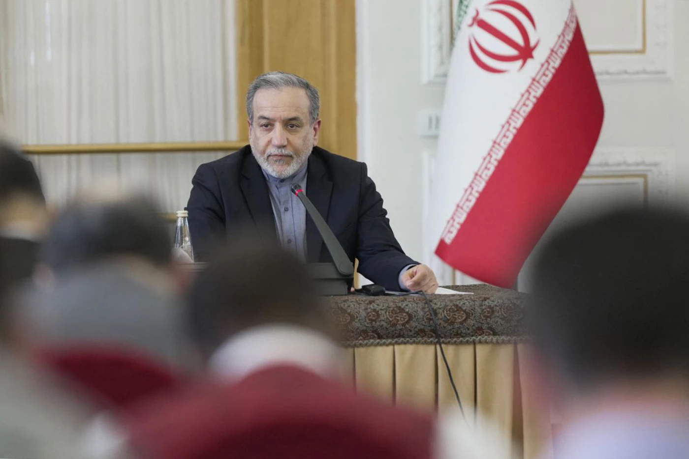 Image of Iranian FM to meet European leaders for nuclear talks
