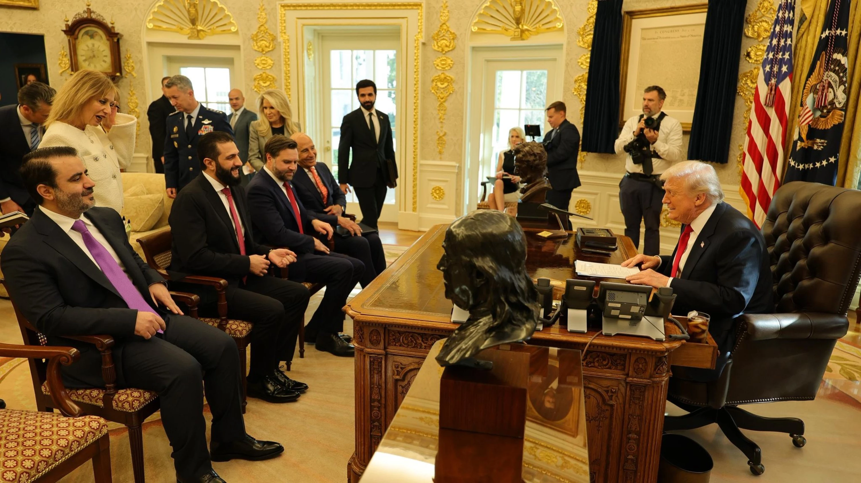 Image of Trump-Sharaa meeting sees agreement on SDF integration, economic development: Syrian foreign ministry