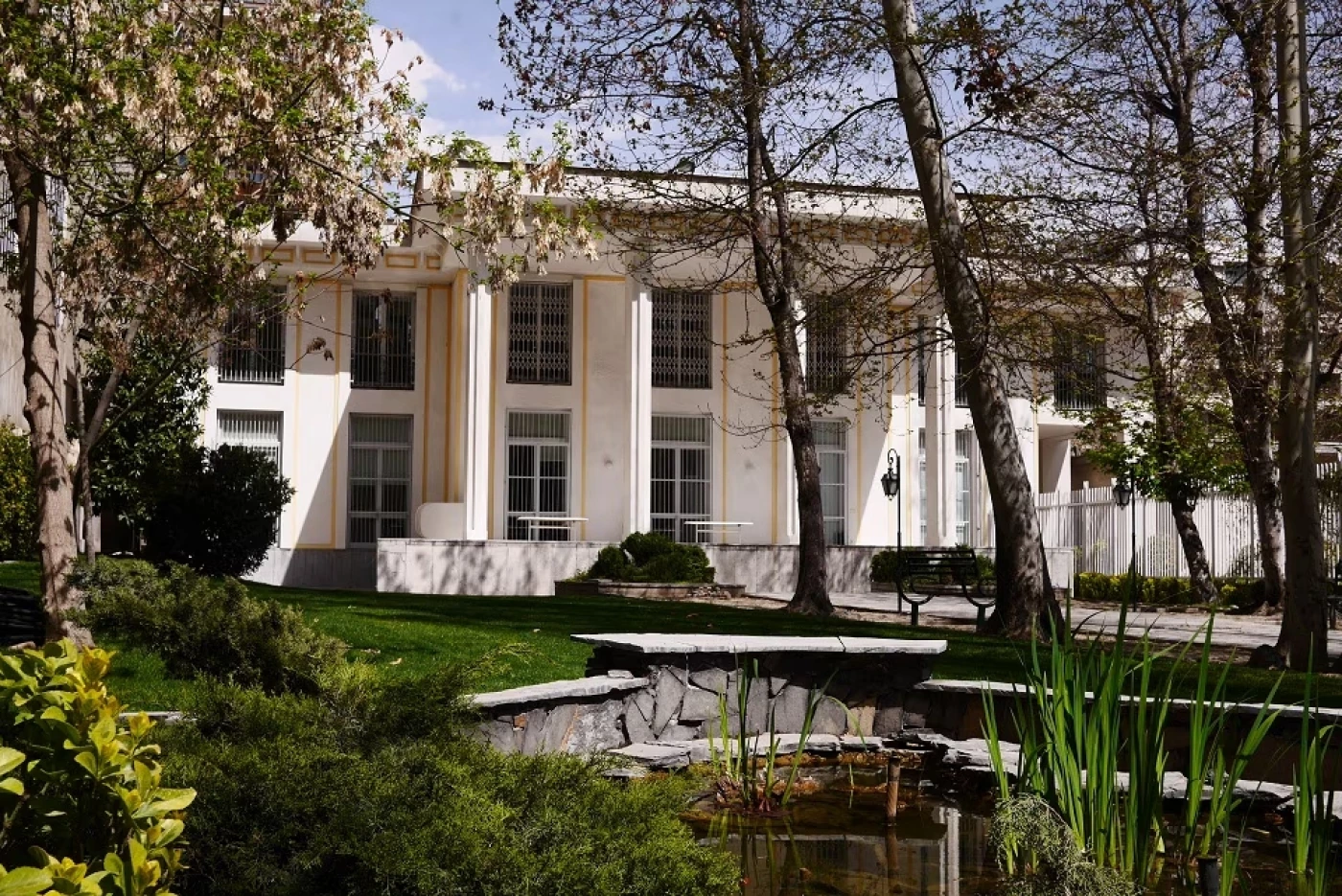 Image of Switzerland, Australia temporarily close Tehran embassies
