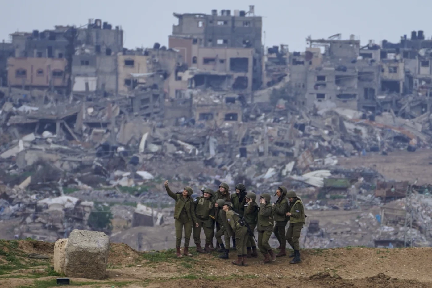 Image of Israel says lost over 1,100 soldiers since war started, nearly half under 21