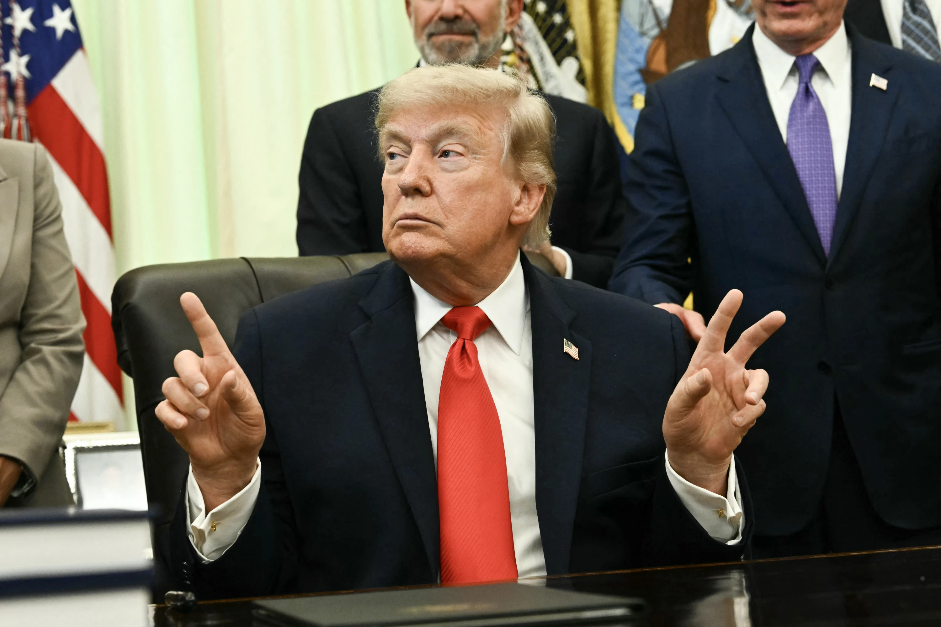 Image of Trump touts possible Iran deal signing in Europe ‘over the weekend’