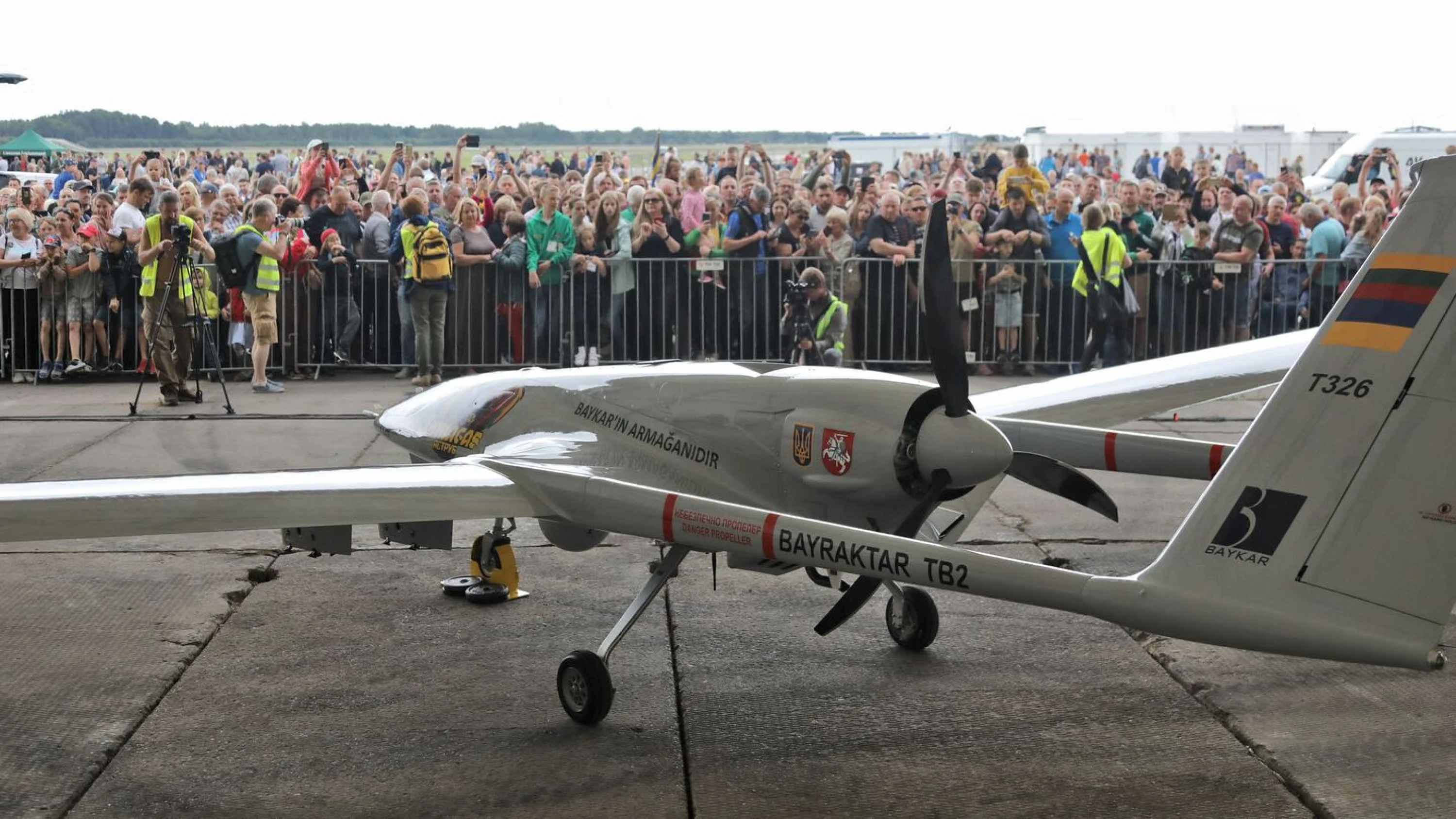 Image of NATO summit offers Turkey defence industry chance to shine
