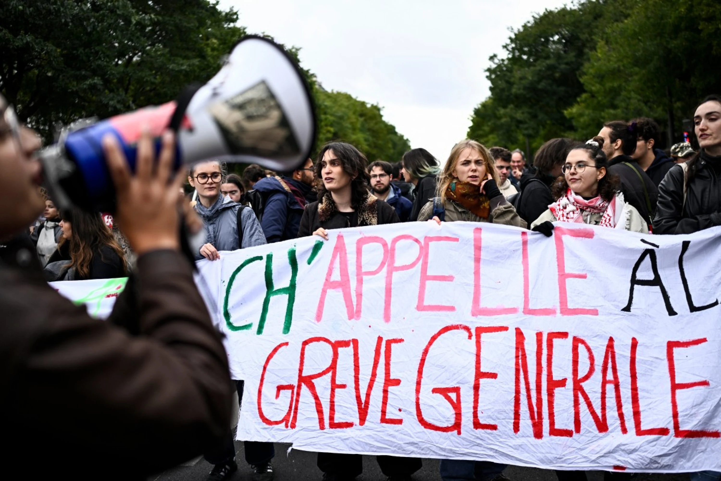 Image of French authorities seek to ban or curb fresh protests