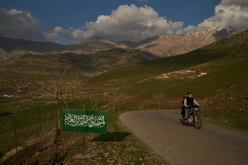Iranian border guardsRead More