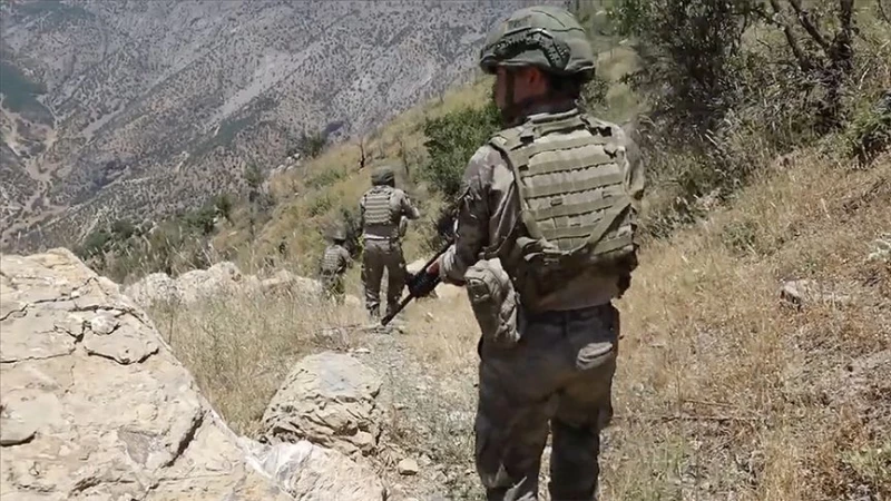 Five Turkish soldiersRead More