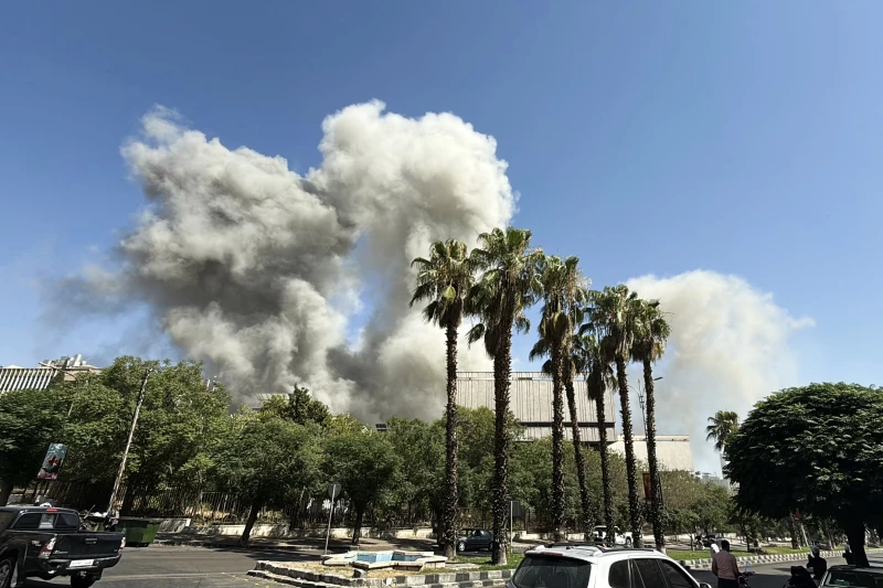 Israel strikes Damascus;Read More