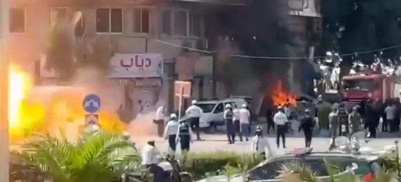 Explosions rock DamascusRead More