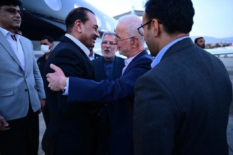 Pakistani, Qatari delegationsRead More
