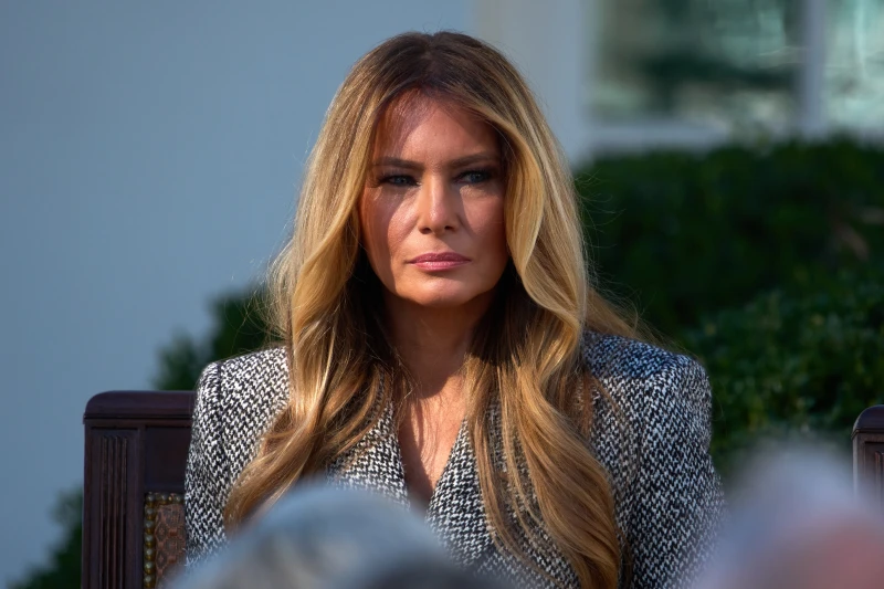 Melania Trump helpsRead More